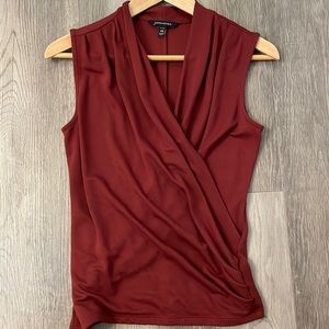 Banana Republic V neck top